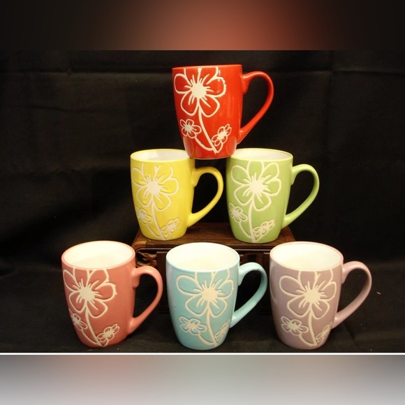 Home Basics 6 Piece Daisy Floral Ceramic 11 Ounce Mug Set - Picture 4 of 10